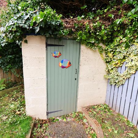 Over Esk Whitby Exterior photo